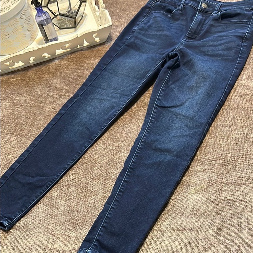 American Eagle Super High-Waisted Jegging - Size 4 Short